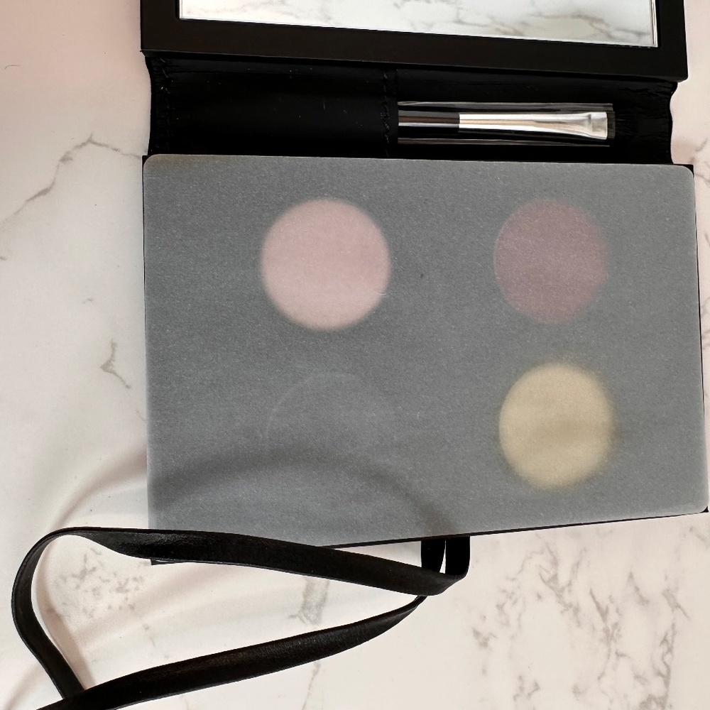 Lancome Paris Velvet Diary Palette 4 Eyeshadows Palette *NEW* - Picture 3 of 9